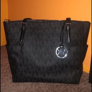 Michael Kors purse